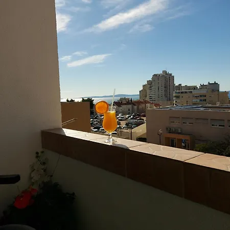 Zelic Apartment