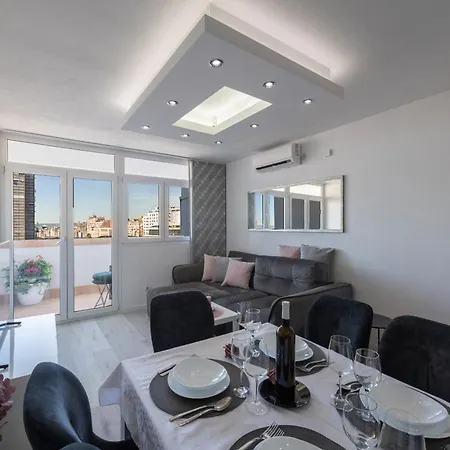 Zelic Apartment